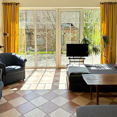 Elme 10 Doppelzimmer 게스트하우스 3*